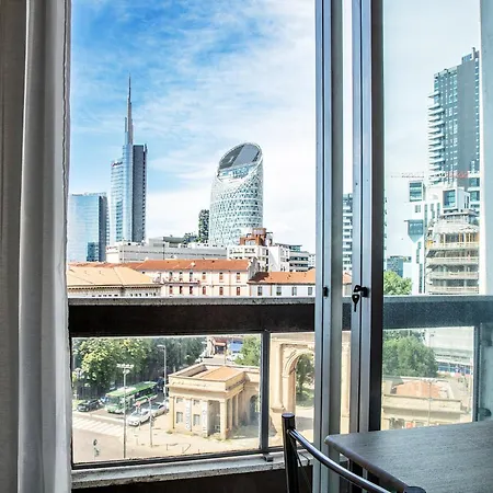 Dehomes - Porta Nuova Business Studios-3